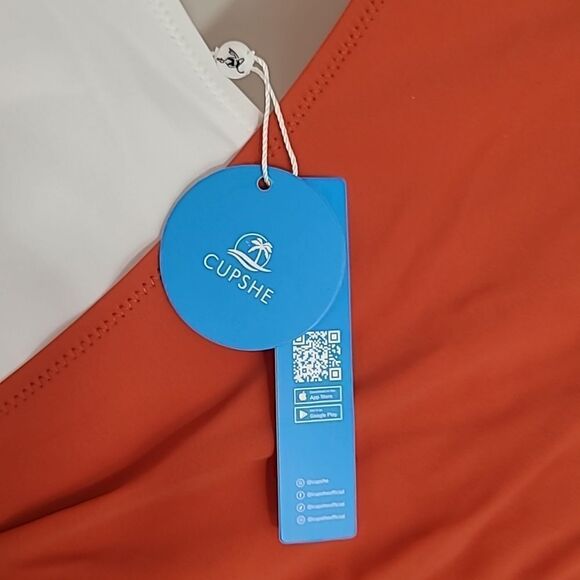 Cupshe- One-piece Bathing Suit with Tie-Sash on Side, Size Small,  NWOT - Picture 5 of 7